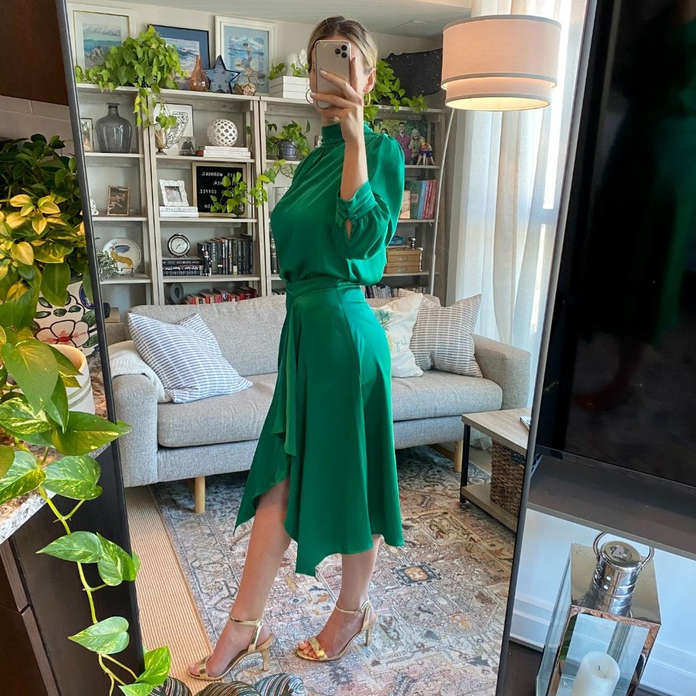 Satin Effect Knotted Skirt and Blouse